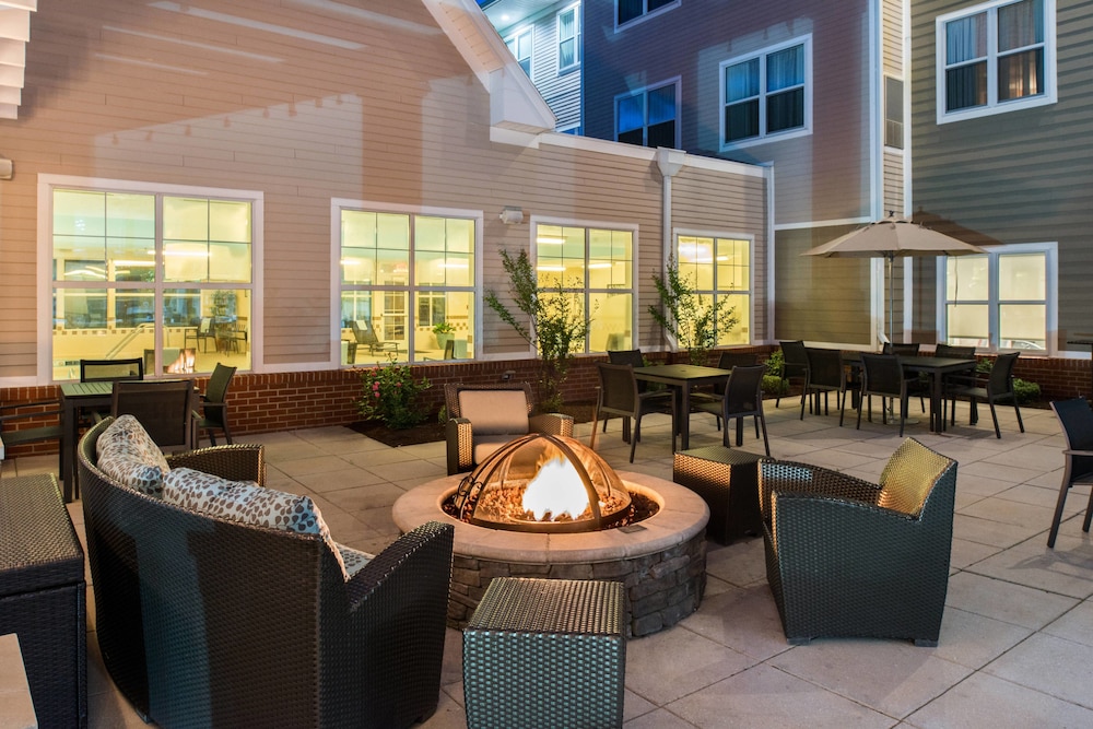 Residence Inn by Marriott Harrisonburg 44/52