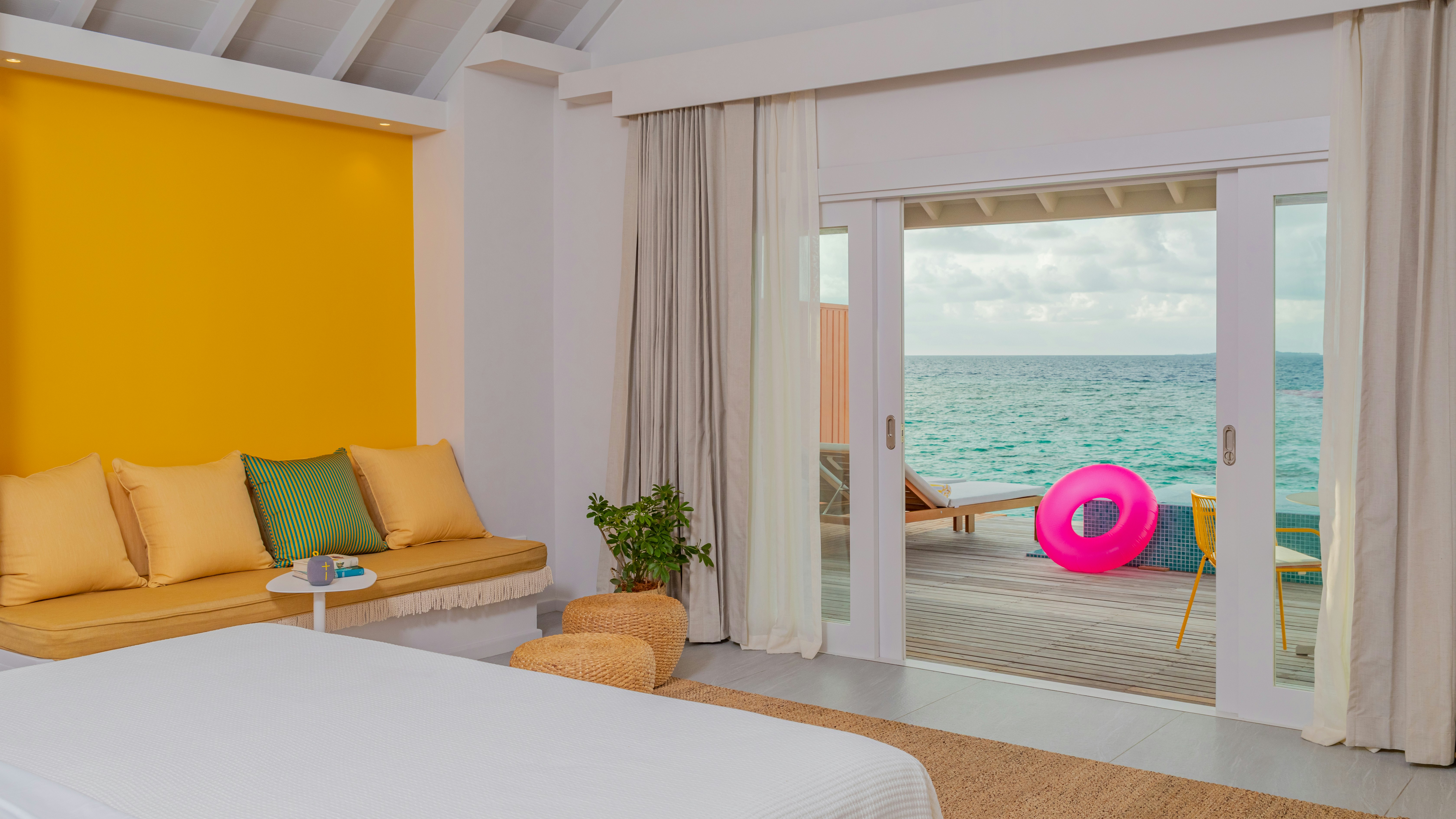 2 Bedrooms, Lagoon, Overwater, Villa