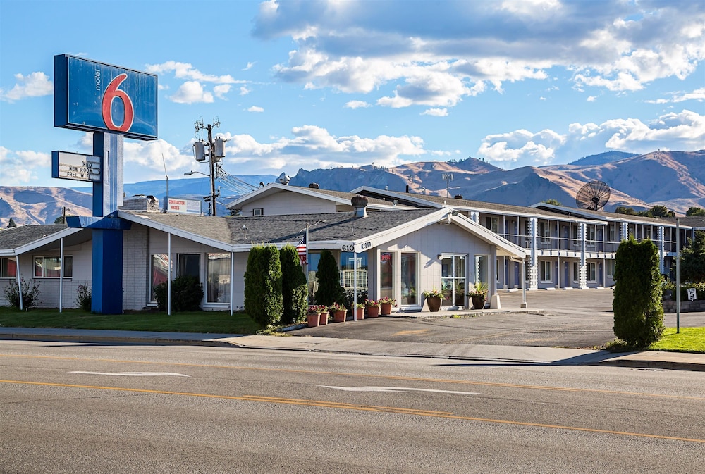 Motel6 Wenatchee, WA in WENATCHEE - WA