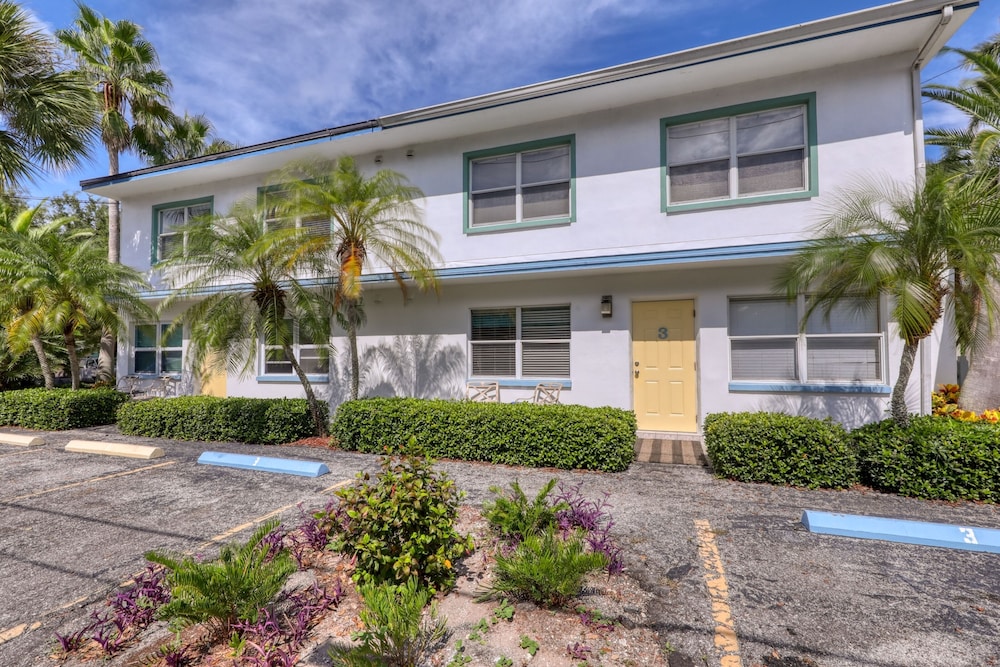 BeachTrail Lodging 3/73
