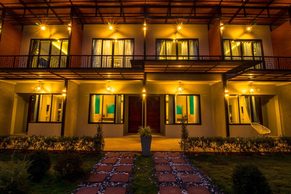 Seesea Resort 4/62
