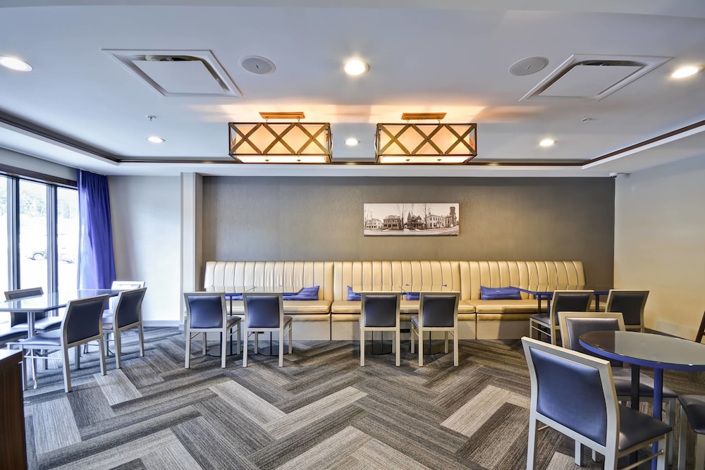 TOWNEPLACE SUITES DOVER ROCKAWAY 15/46