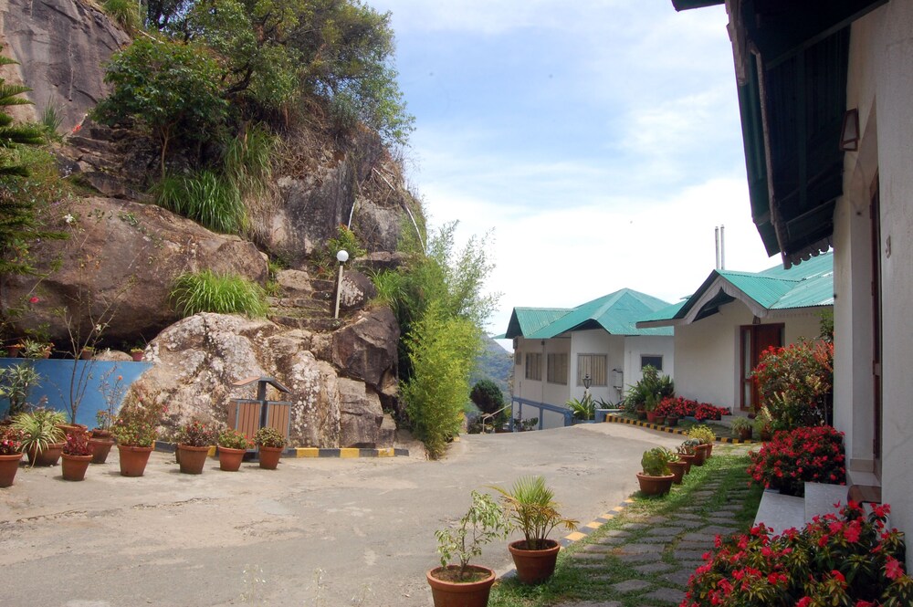 Deshadan Mountain Resort 8/56