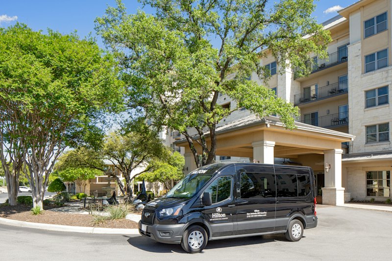Hilton San Antonio Hill Country 66/74