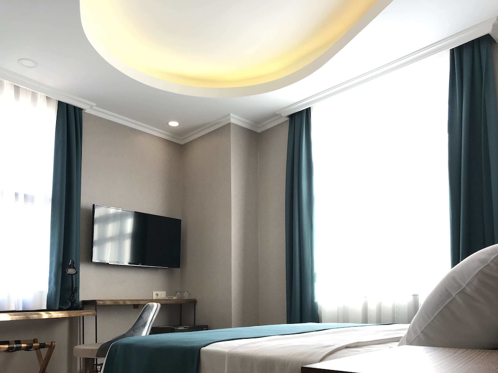 Galatahan Hotel 17/55