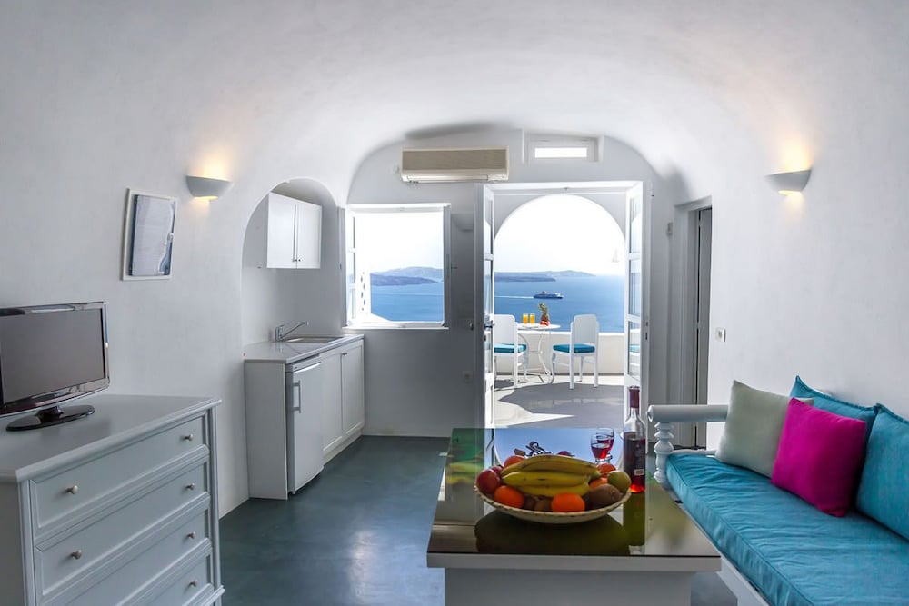 Thirea Suites and Studios - Adults Only 30/50