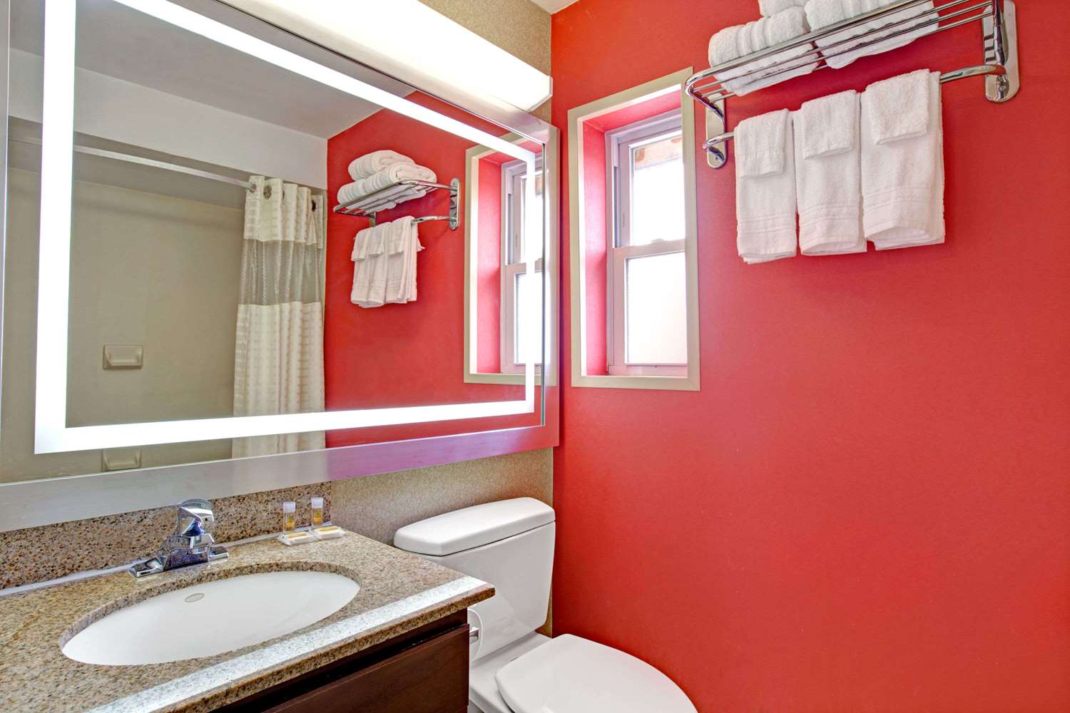 Days Inn by Wyndham Ridgefield NJ 7/8