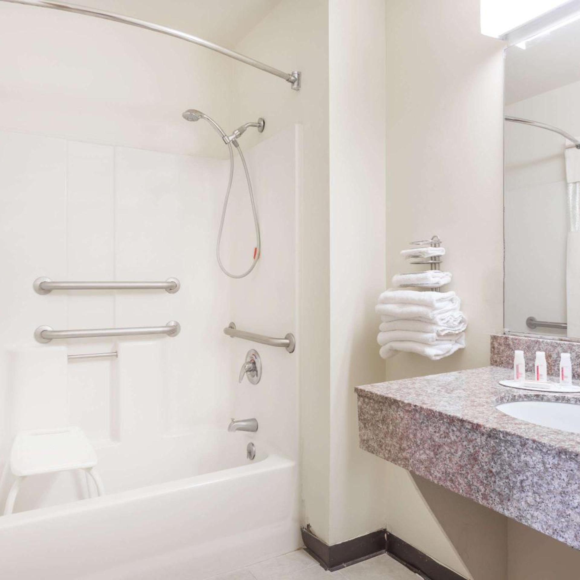 Travelodge by Wyndham Cordele 23/24