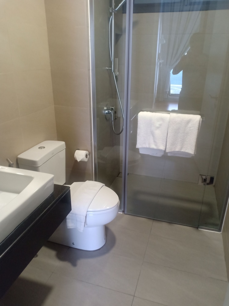 Zoom Inn Boutique Hotel 55/62