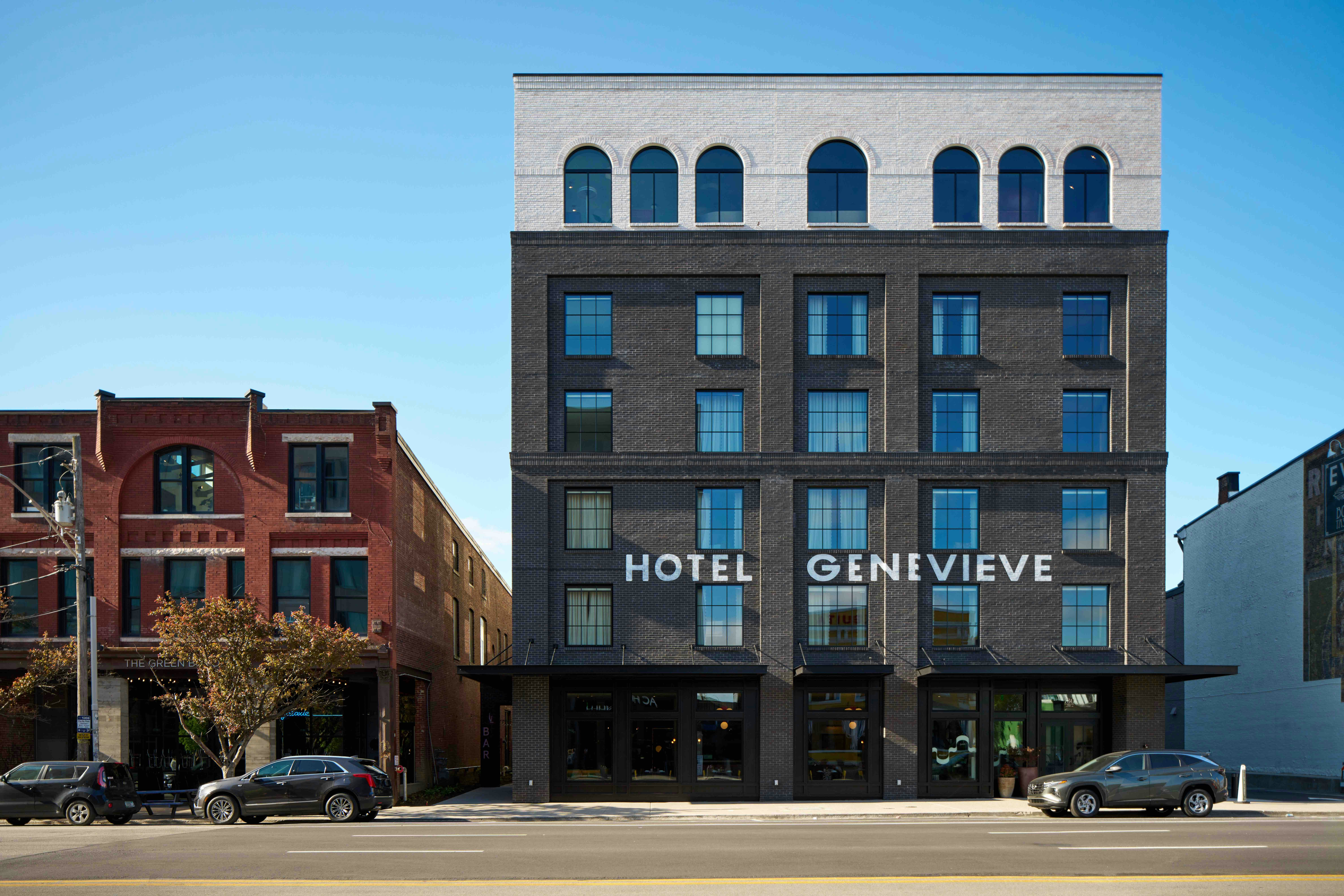 Hotel Genevieve 3/50