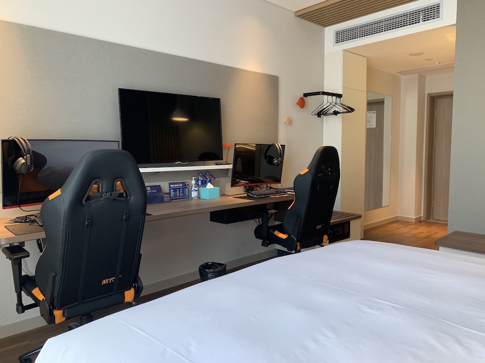 Holiday Inn Express Nantong North Gateway 29/50