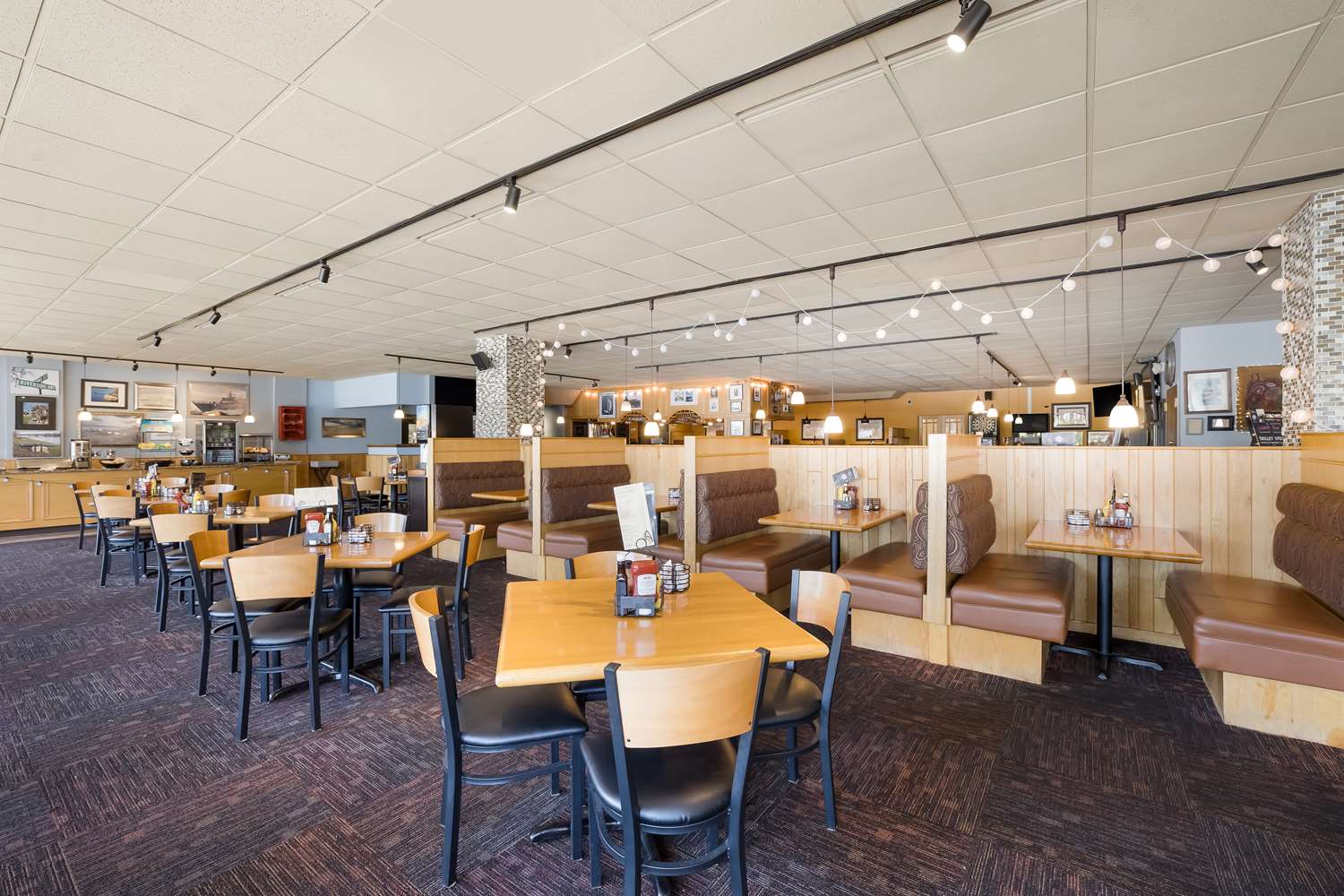 Riverfront Inn Marinette 30/43