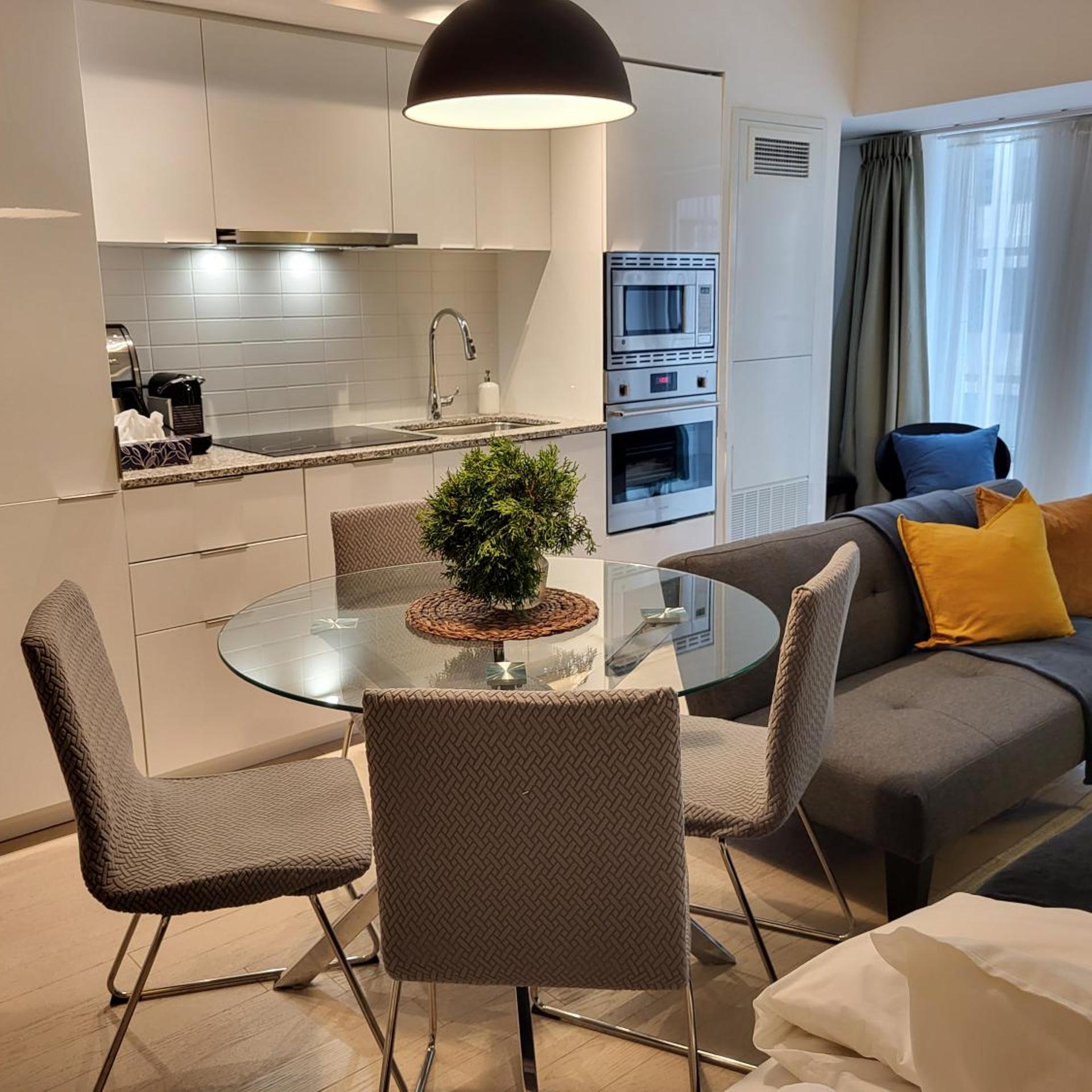 Stylish Downtown Toronto Residential Hotel 31/50