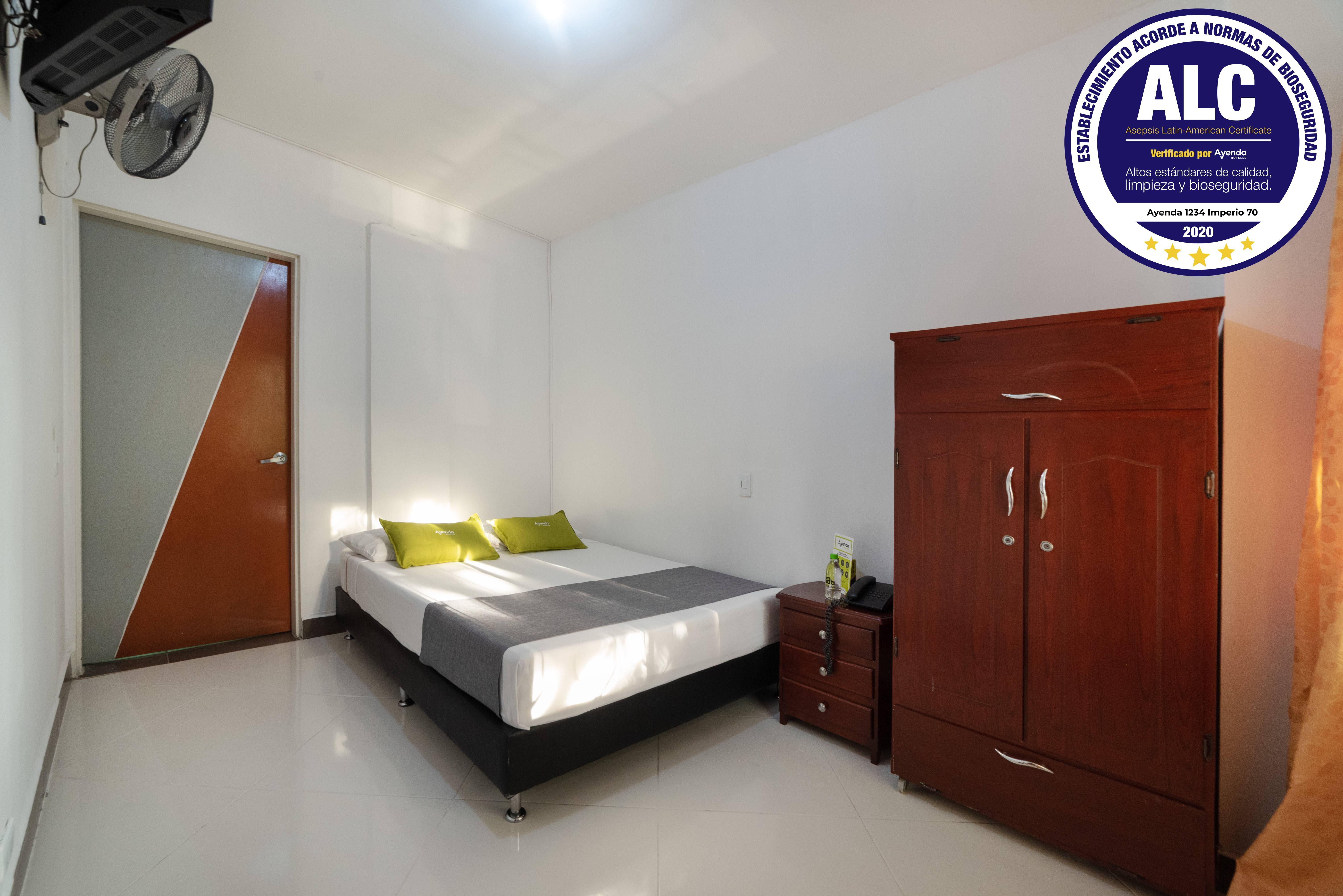 Ayenda 1234 Imperio 70 12/33