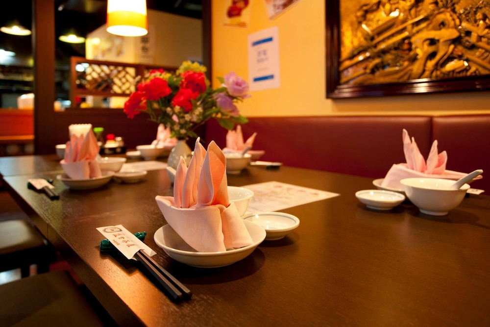 restaurant cafeteria