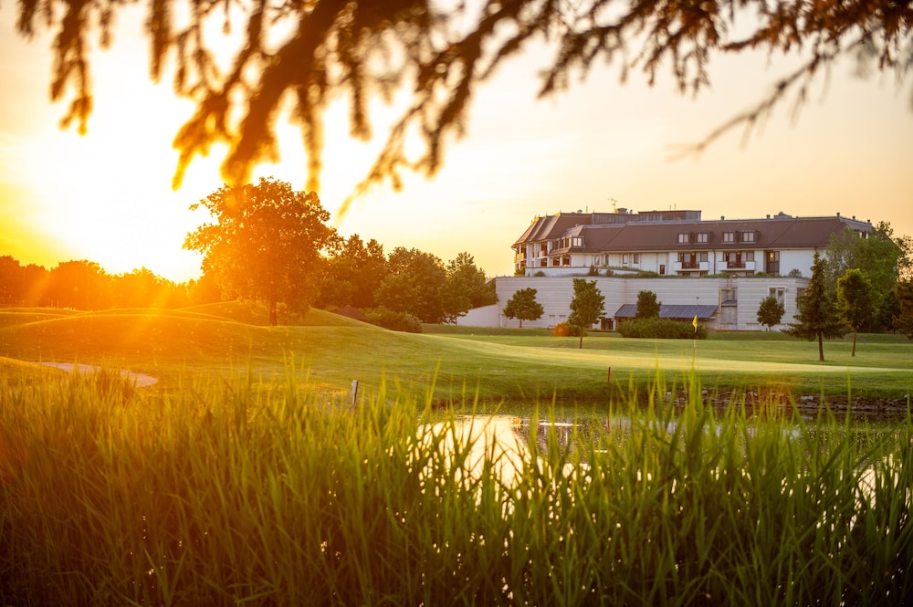 Greenfield Hotel Golf And Spa 39/45