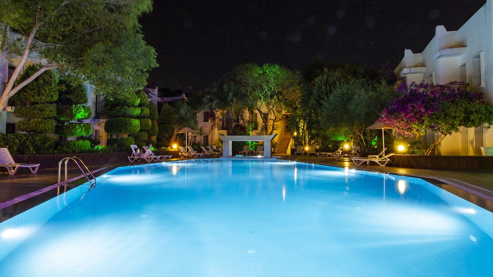 Flora Bodrum Hotel 6/63