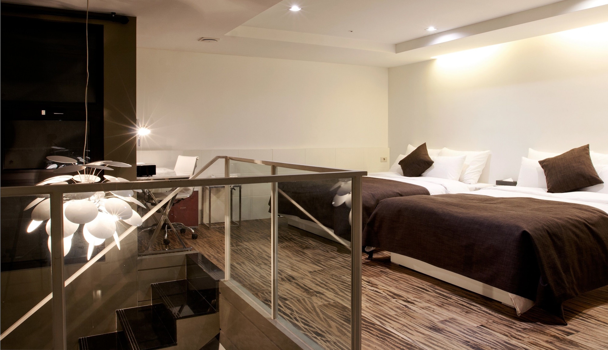 Duplex, Basement, Suite, 2 Double Beds