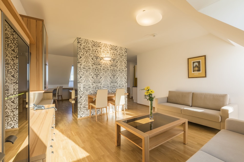 Vienna Grand Apartments City 26/50