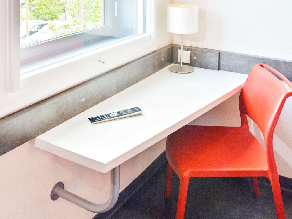 Ibis Budget Archamps Porte De Geneve 41/55
