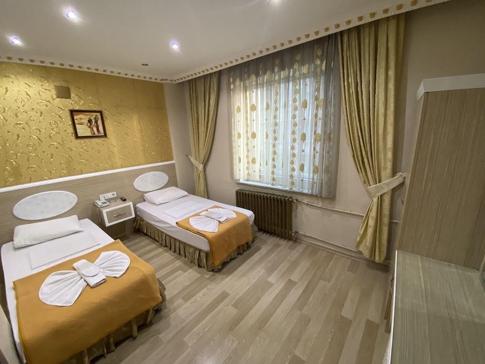 GRAND ORAL HOTEL 17/50