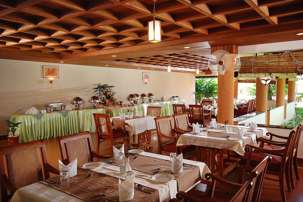 Green Woods Resort 53/70