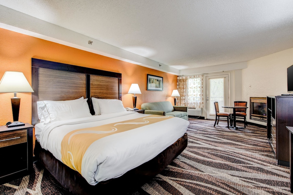 Quality Inn Creekside - Downtown Gatlinburg 25/45