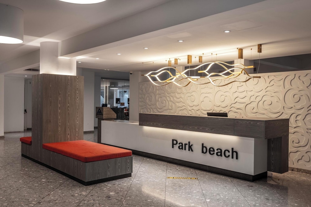 Park Beach Hotel 6/50