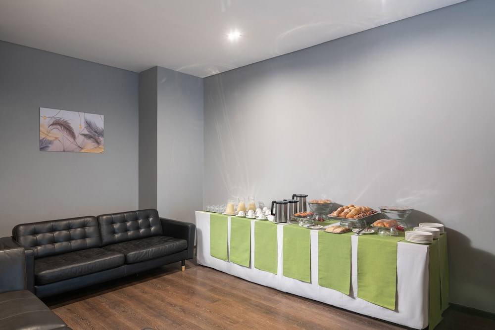 Dhara Residence E2 Lodge Hotel 32/46