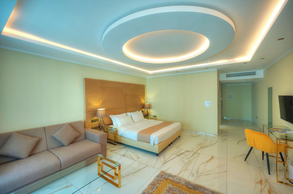 The Segond hotel 4/50