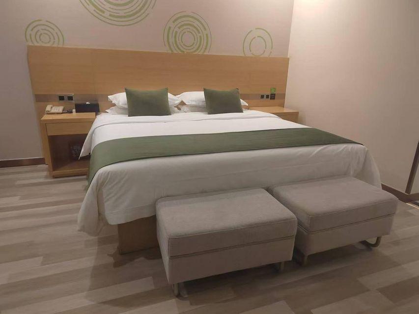 Mahjong, Guest Room