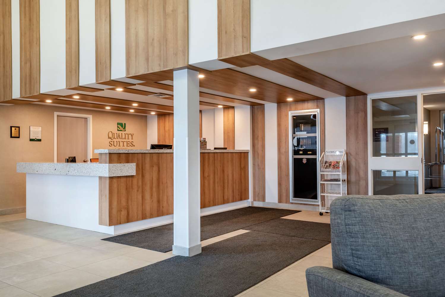 Quality Suites Quebec 4/35