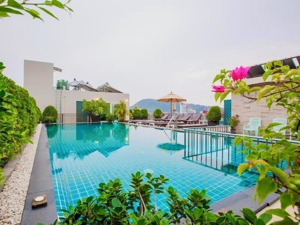 77 Patong Hotel & Spa 41/50