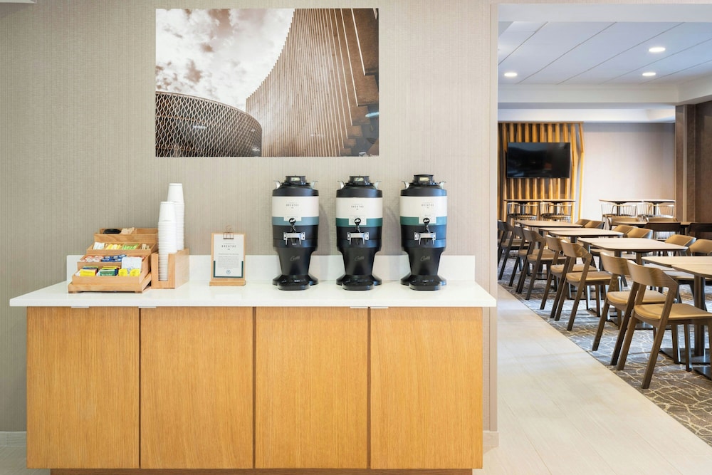 Springhill Suites by Marriott State College 49/63
