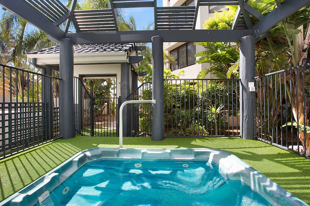 Voyager Resort 41/44