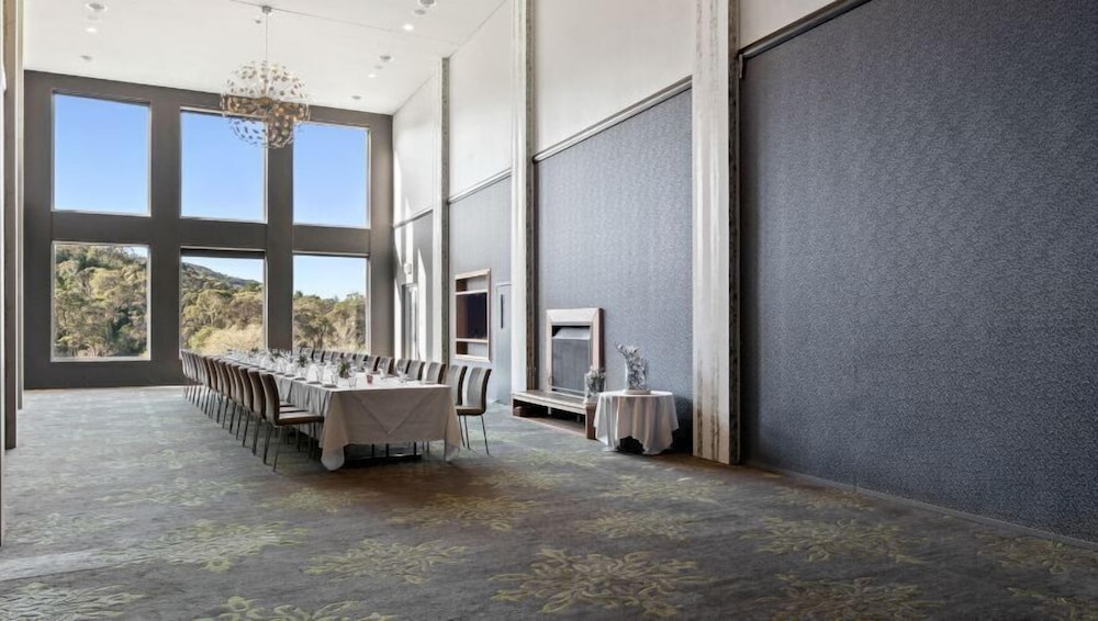 Park Proxi Gibraltar Bowral 58/64