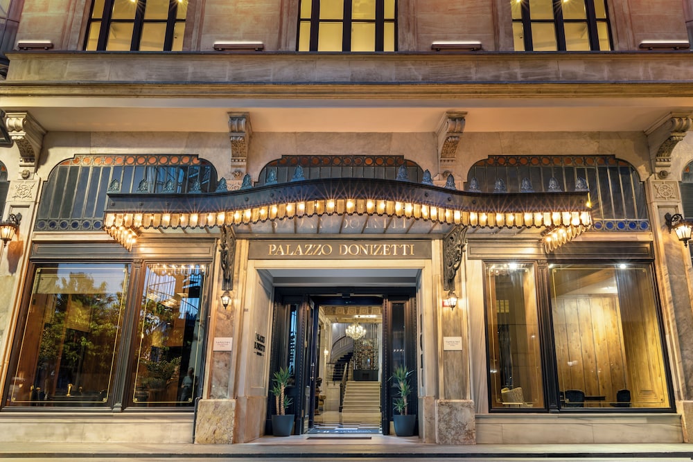 Palazzo Donizetti Istanbul, Tapestry Collection by Hilton in ISTANBUL