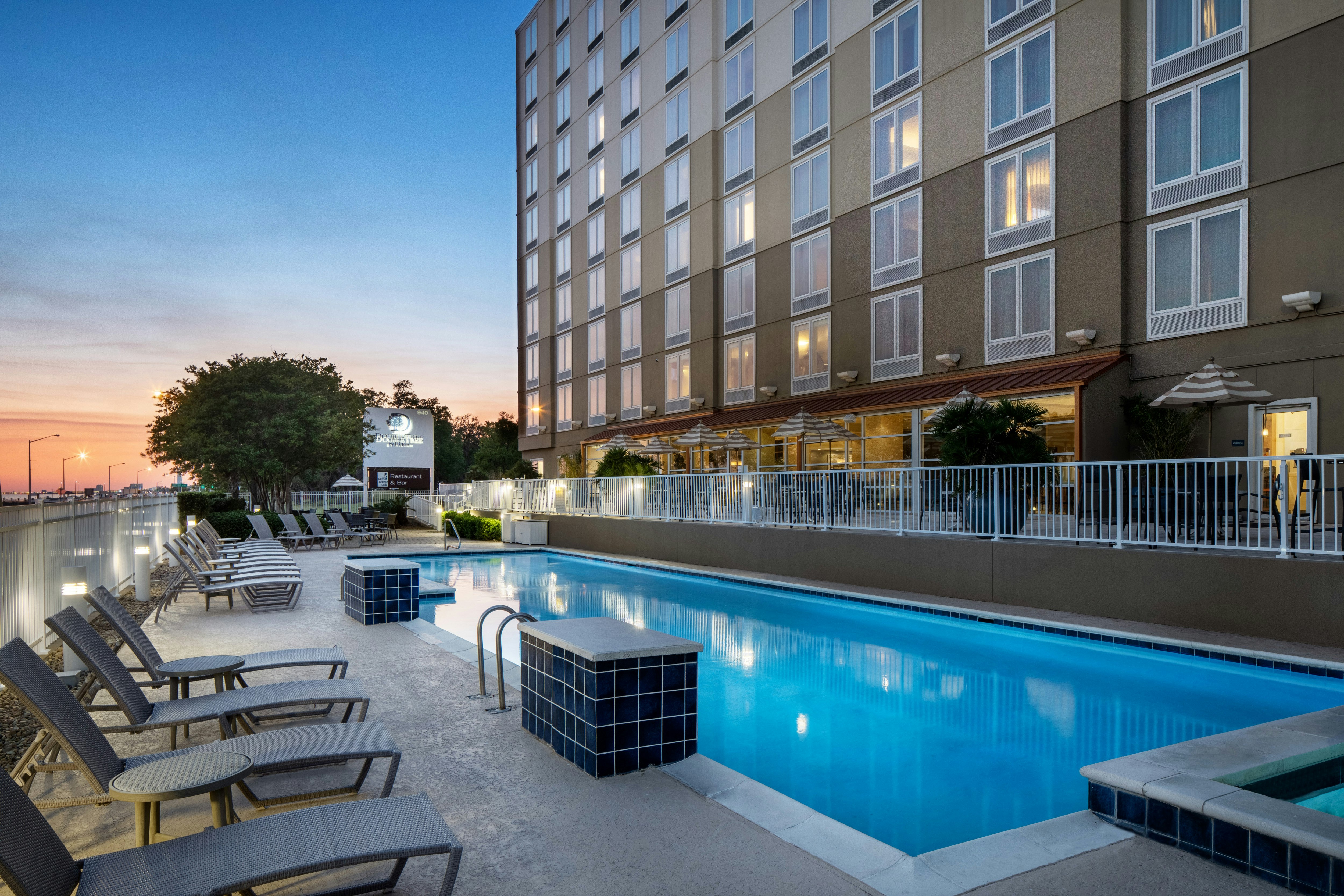 Doubletree By Hilton Hotel Biloxi 8/61