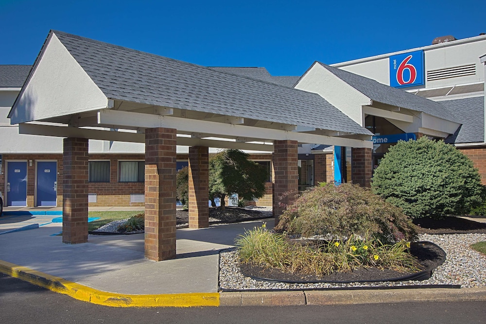 Motel6 Piscataway, NJ 52/63