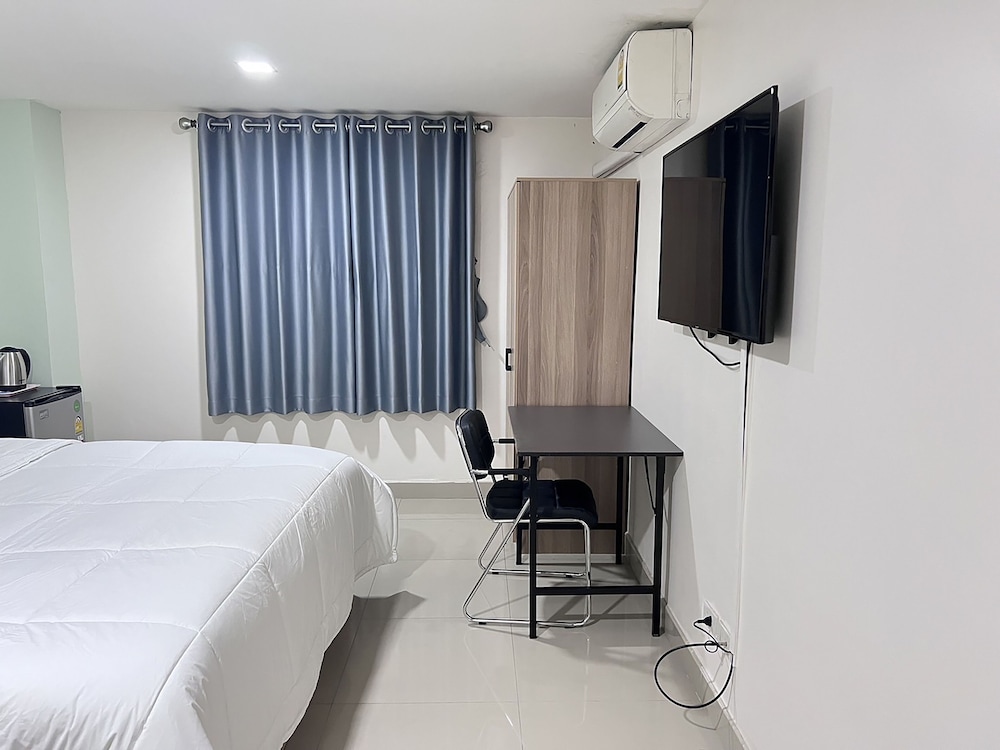 The Freelancer Hotel 6/64
