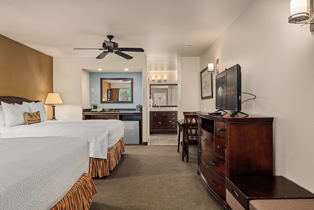 Redwood Hyperion Suites 31/65