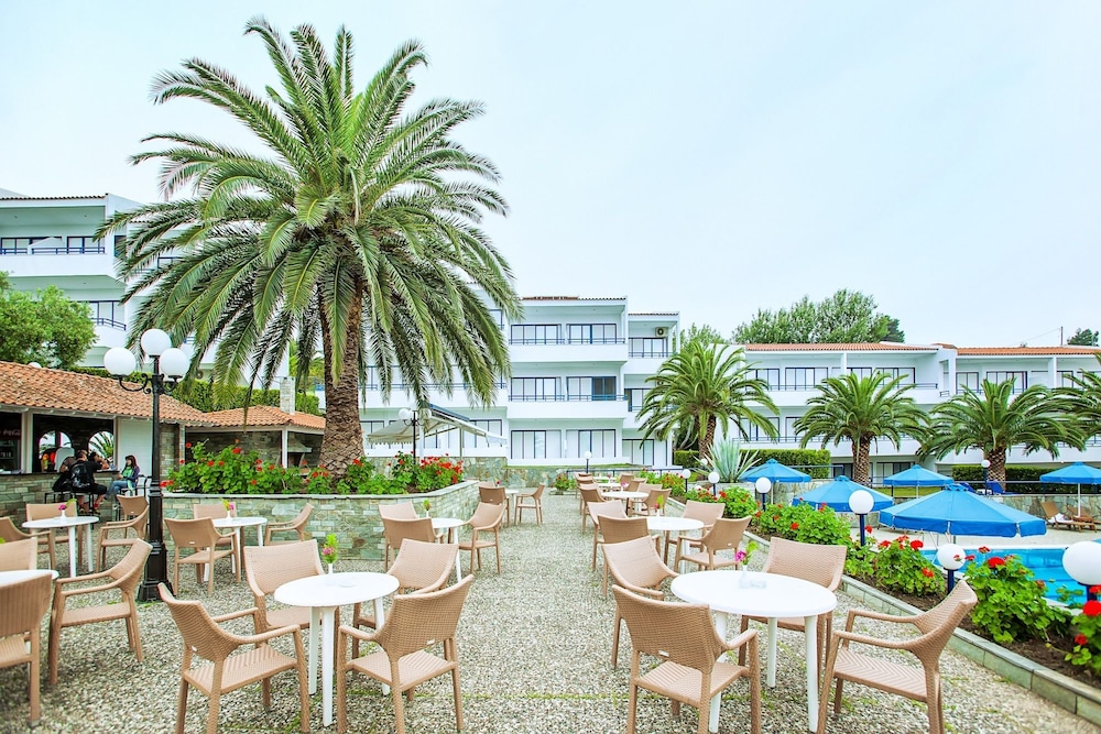 Xenios Port Marina 58/67