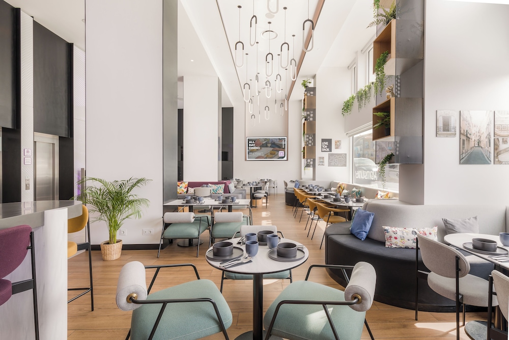 YOTEL Porto, Select by Hilton 29/48
