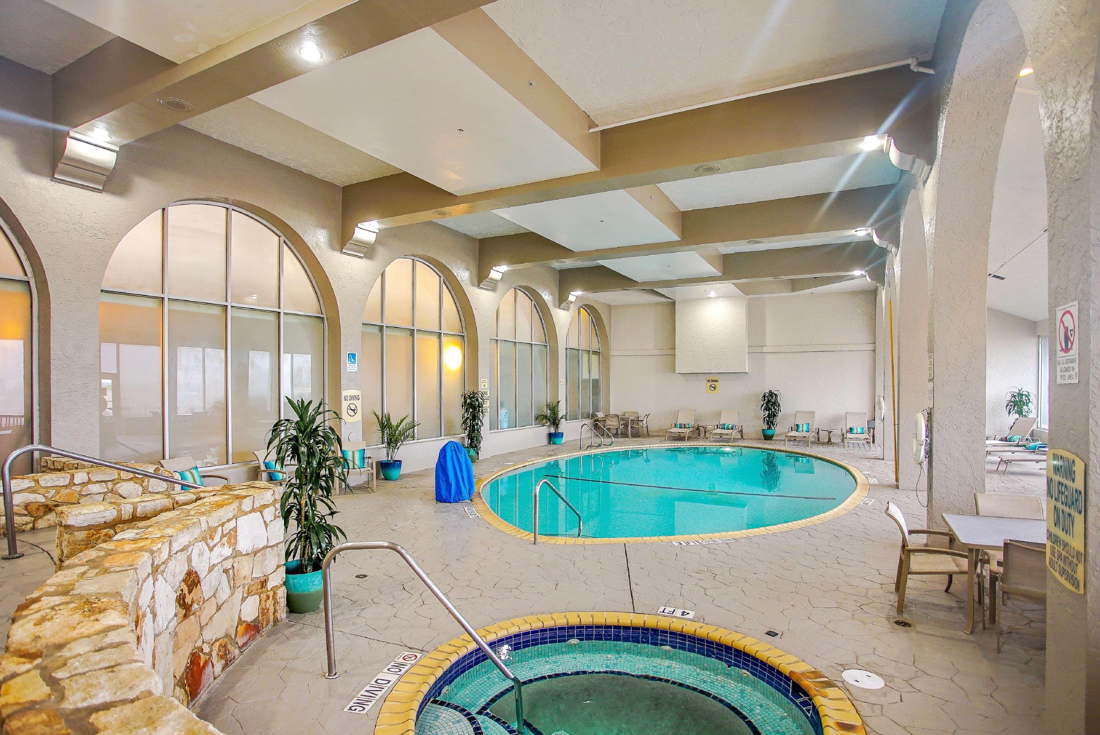 Embassy Suites San Antonio NW I-10 thumb 3