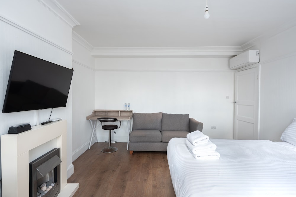 Argyle Apart Hotel 8/50