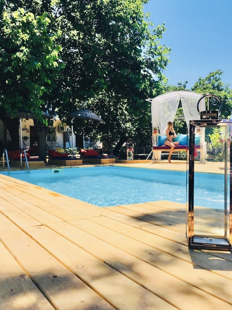 Mursel Pansiyon Garden Hotel 32/35