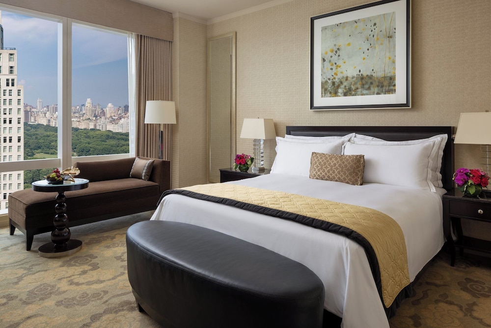 ROOM, KING BED, ACCESSIBLE