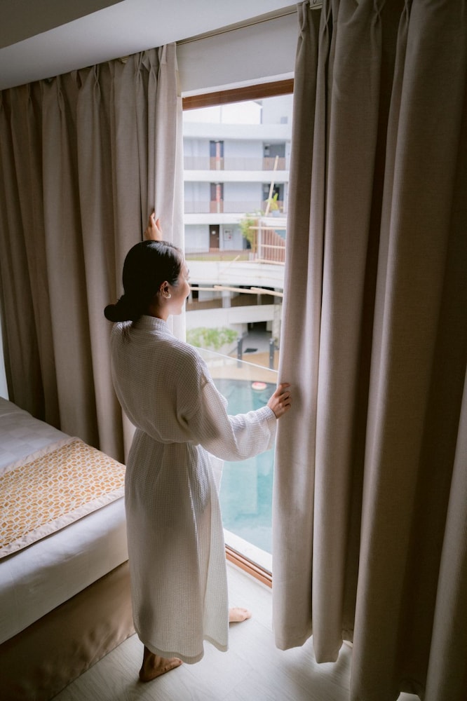 Hue Hotels Resorts Boracay 39/67