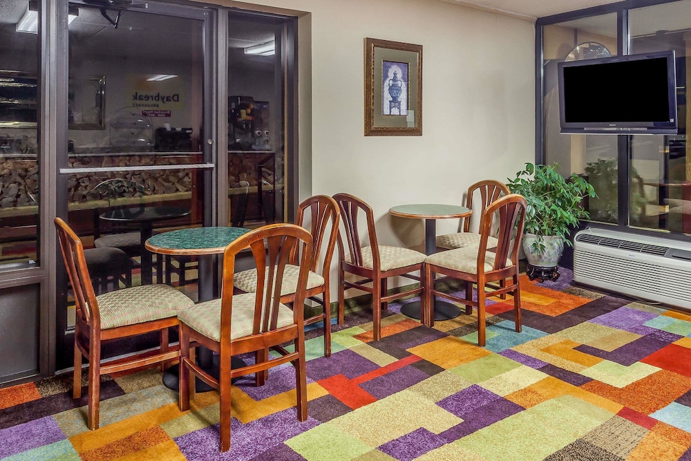 Serenity Inn Sweetwater 14/20
