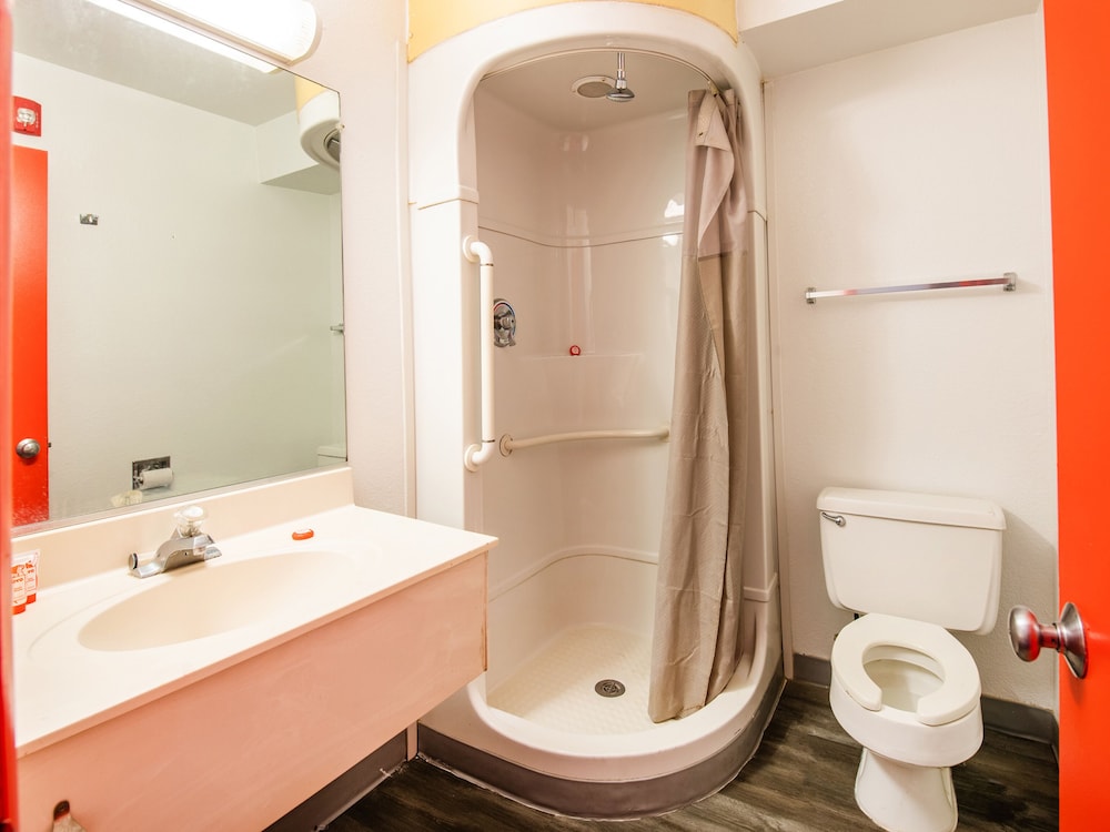 Motel 6 Tulsa West 35/40